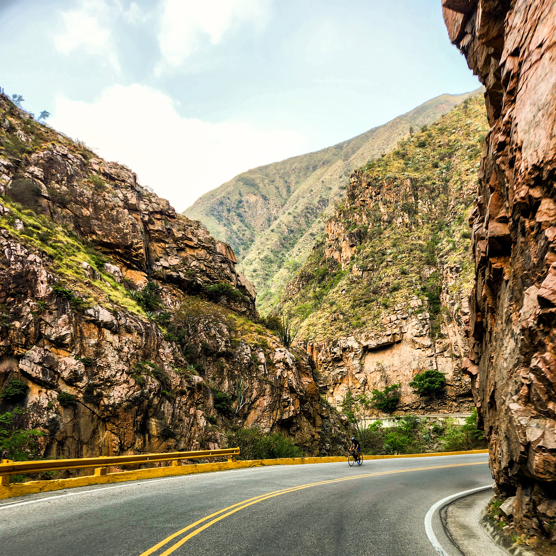 Latitude S0°0'0" — 2